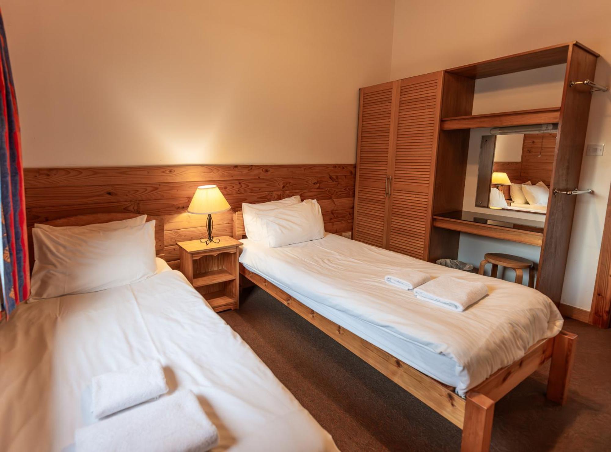 Loch Insh Chalets Ltd Кинкрейг Экстерьер фото