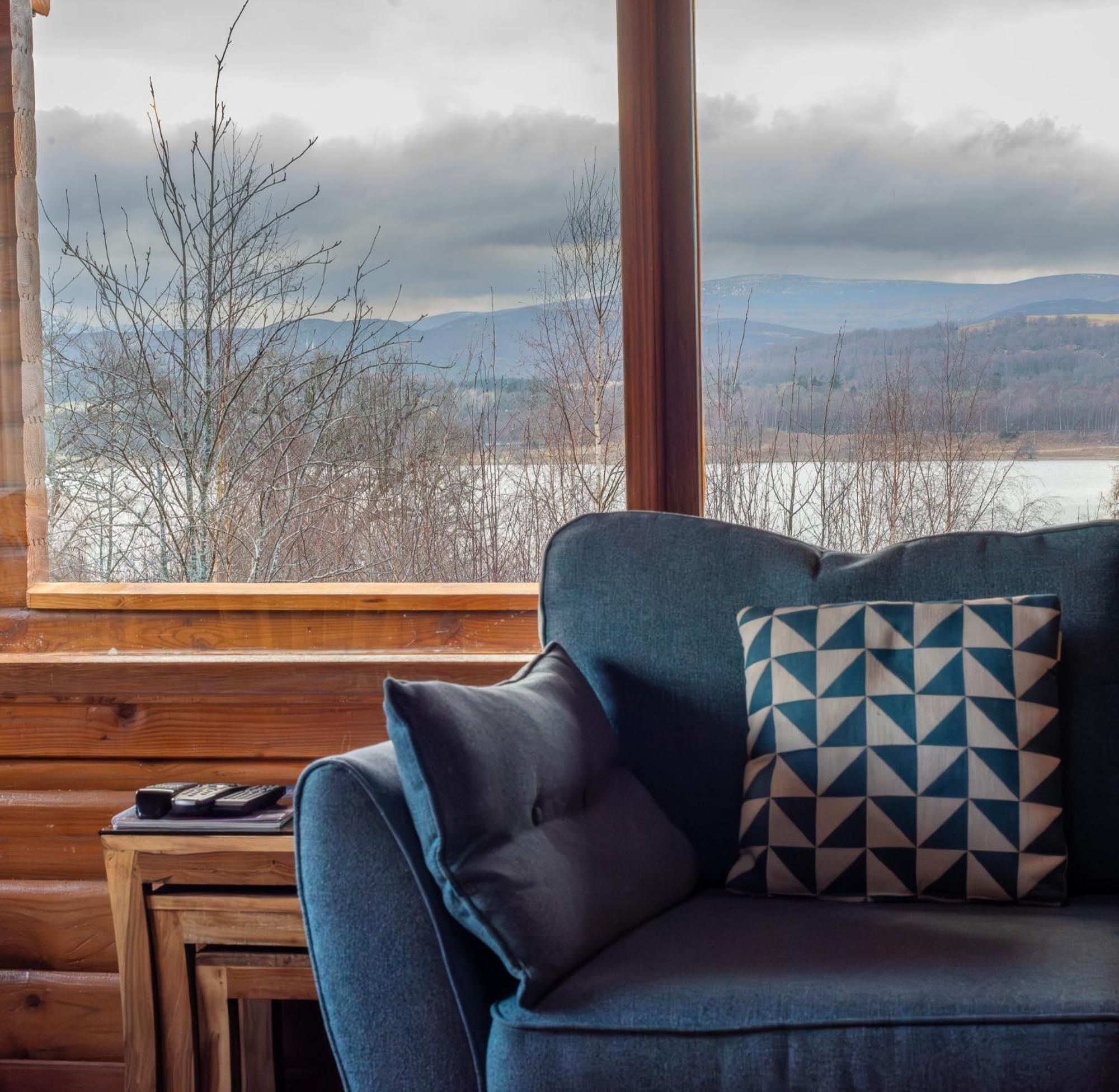 Loch Insh Chalets Ltd Кинкрейг Экстерьер фото