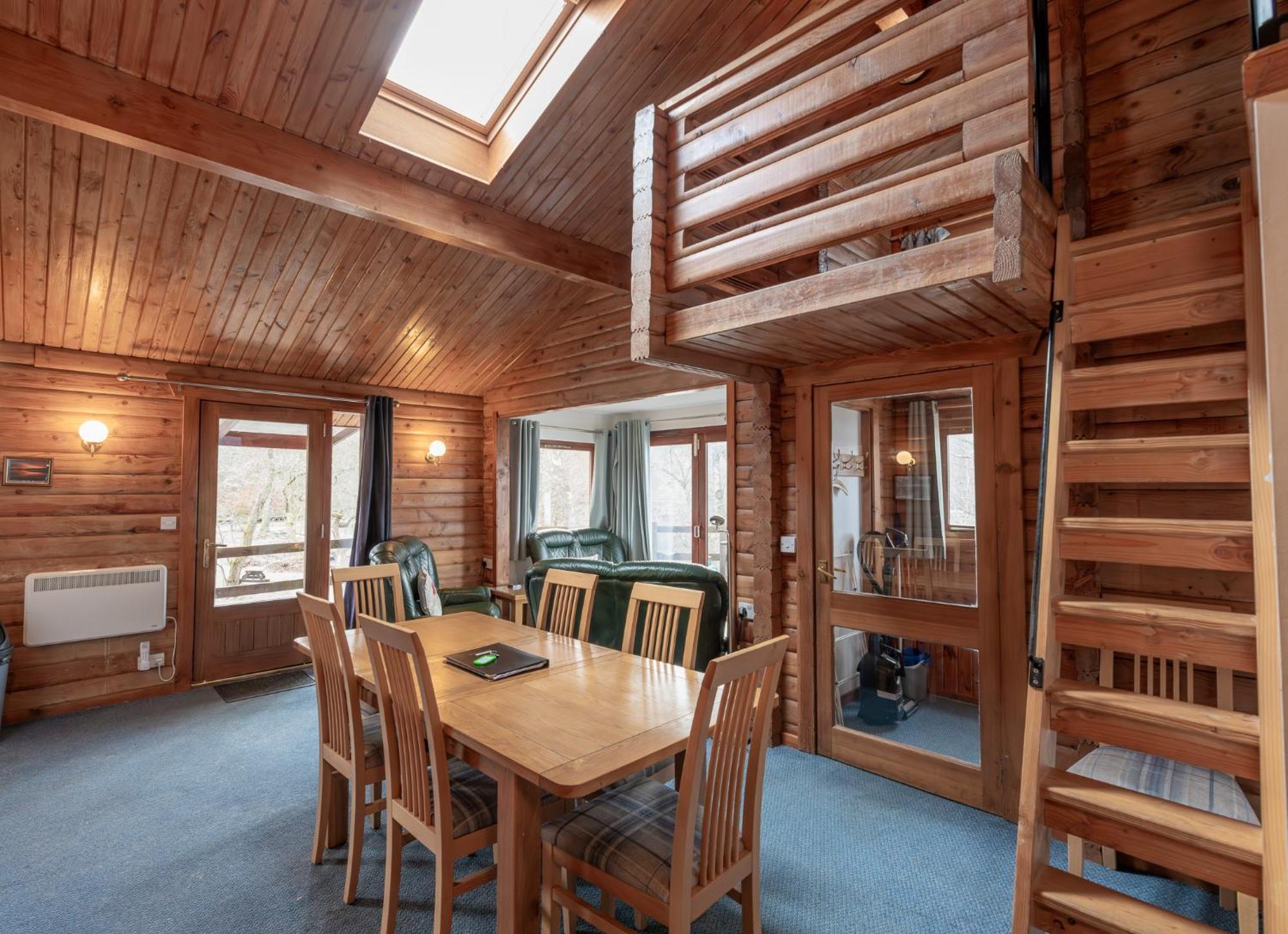 Loch Insh Chalets Ltd Кинкрейг Номер фото